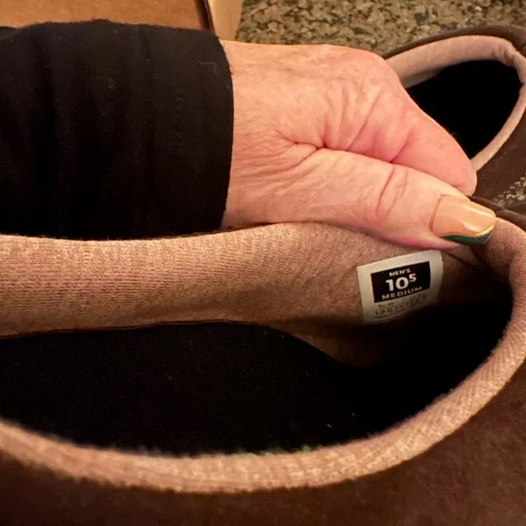 Kuru/Draft 2 men’s 10.5 leather trim shoe slippers - Picture 5 of 11